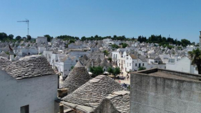 Appartamento in palazzina storica / Oberdan Suites Alberobello